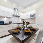 Apartment Old Town - 57m2, Balcony - By Rentujemy *