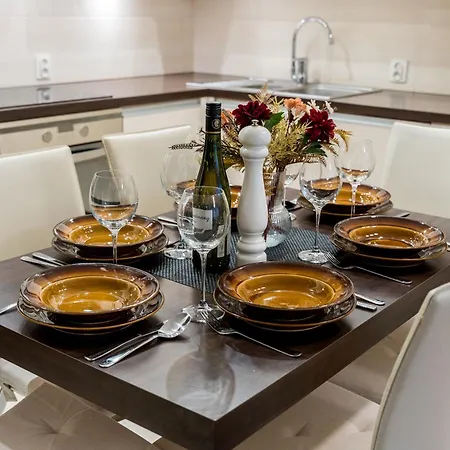 Old Town - 57m2, Balcony - By Rentujemy Appartement Poznań