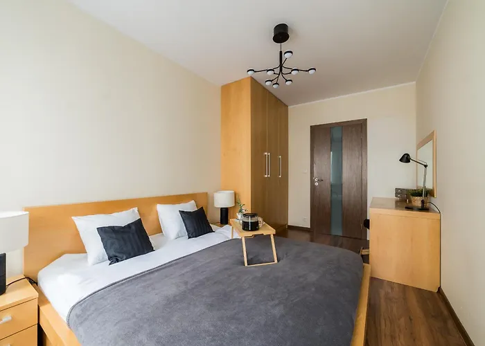 Old Town - 57m2, Balcony - By Rentujemy Poznań