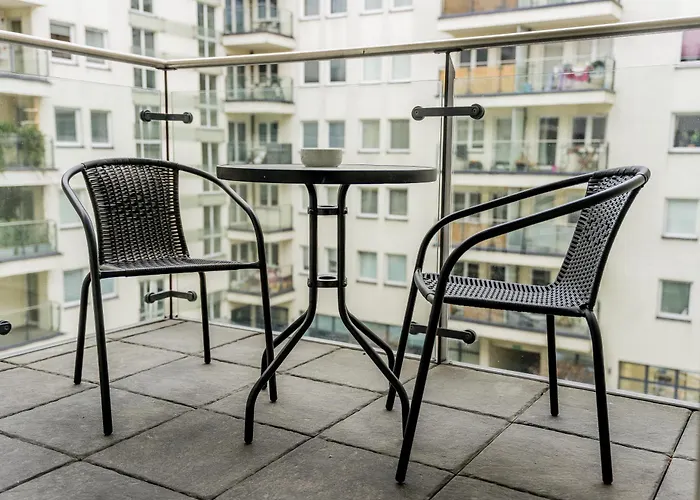 Old Town - 57m2, Balcony - By Rentujemy Appartement