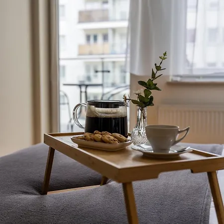 Old Town - 57m2, Balcony - By Rentujemy